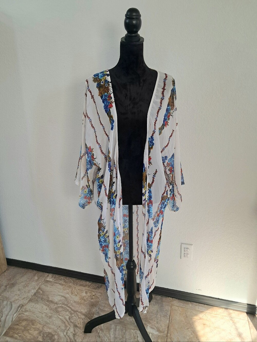 Kimono Duster Women's OS Sheer White Floral Boho Cottagecore Festival Romantic